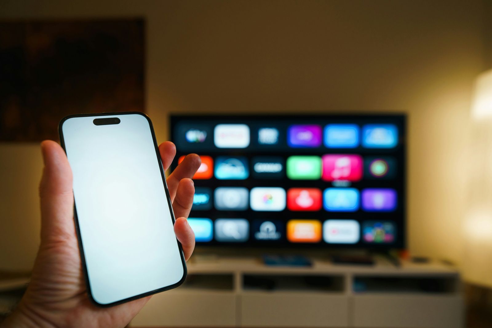 Best IPTV for sports USA 2026 — smart TV showing live NFL NBA MLB NHL channels